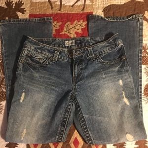 Aeropostale Hailey skinny flare 7 short